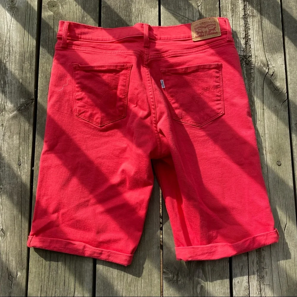 Long Red Levi’s Shorts - Picture 4 of 6